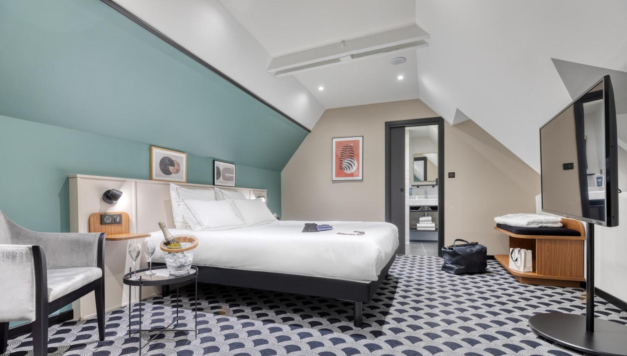 Brit Hotel Les Voyageurs Loudeac Ngoại thất bức ảnh