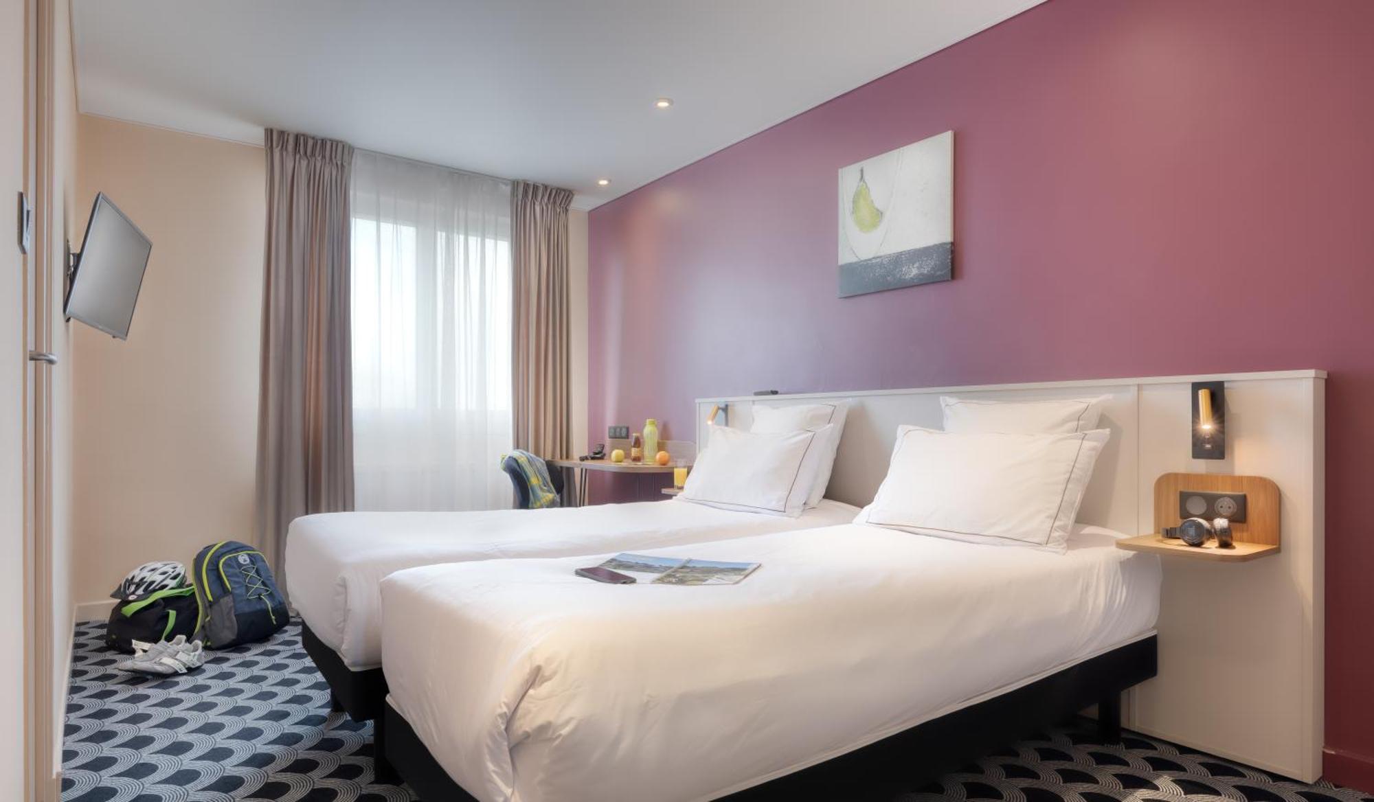 Brit Hotel Les Voyageurs Loudeac Ngoại thất bức ảnh